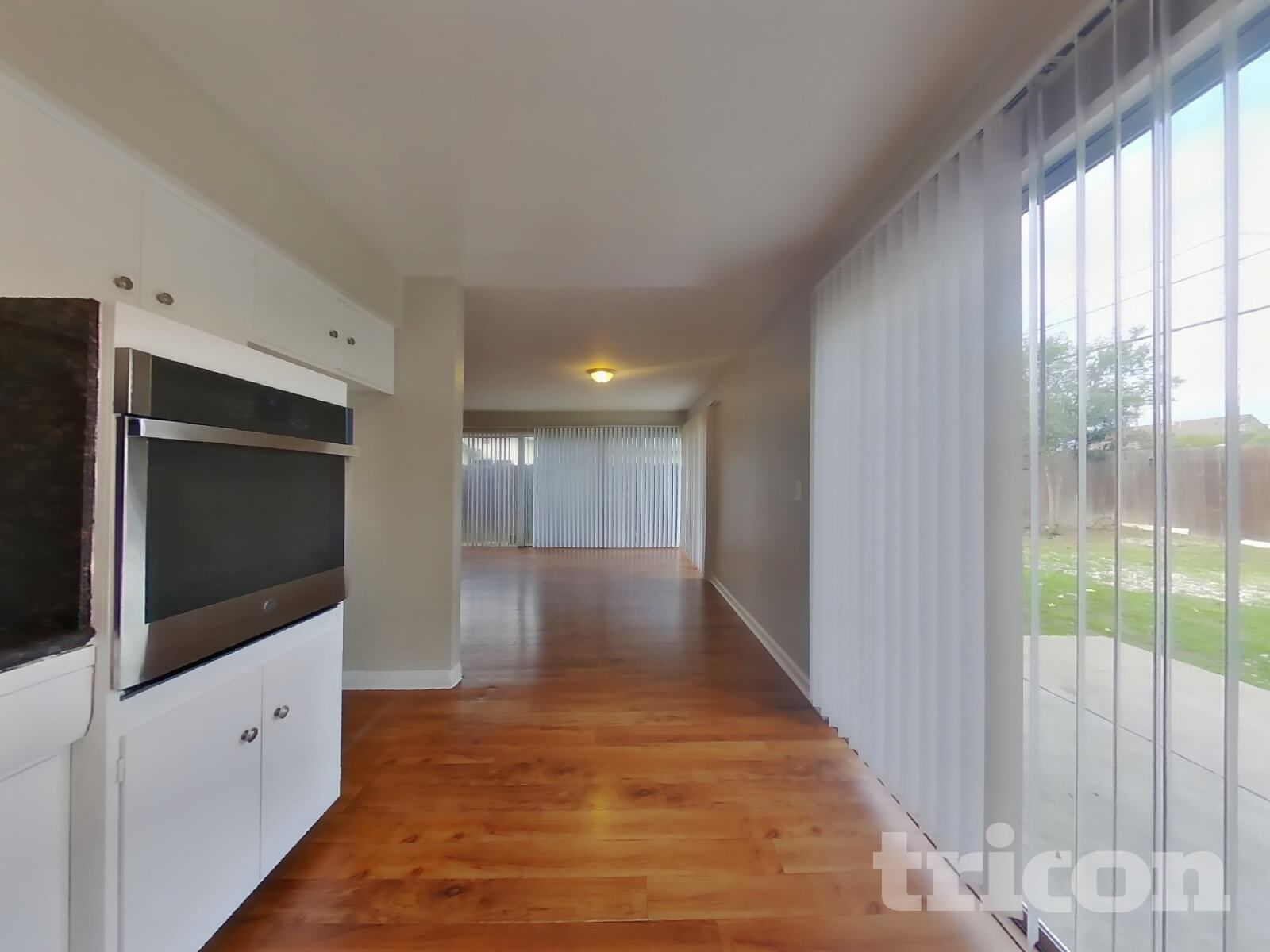 Building Photo - 378 Acacia St