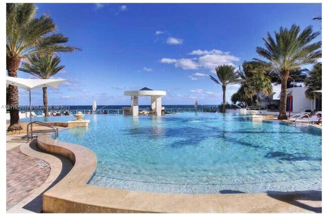 Primary Photo - 3101 S Ocean Dr