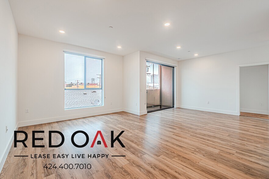 Building Photo - 5727 La Mirada Ave