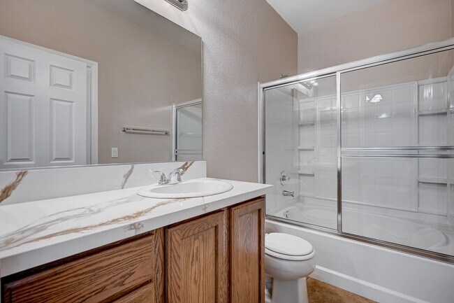 Building Photo - Three Bedroom Home in Spring Mountain Ranch