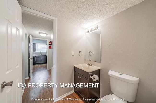 Building Photo - 1758 Farleigh Ct