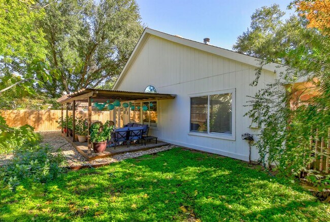 Building Photo - 16806 Langland Rd