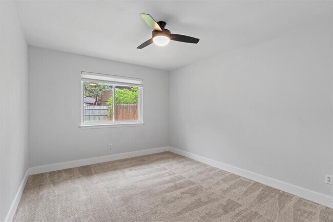 Building Photo - 12404 Burlywood Trail