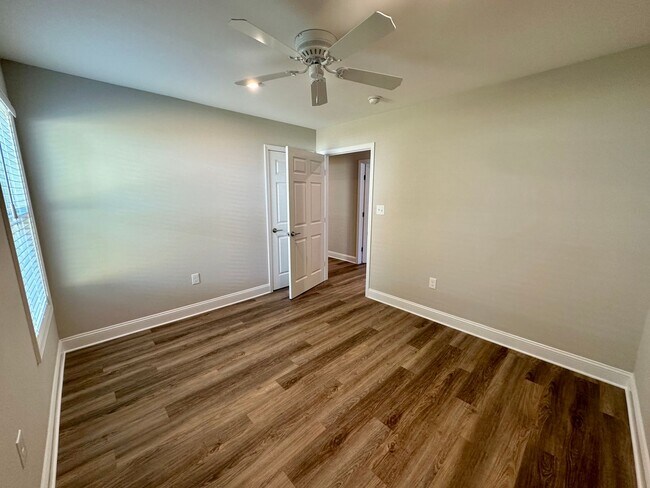 Building Photo - 68 W. First Ave-Duplex