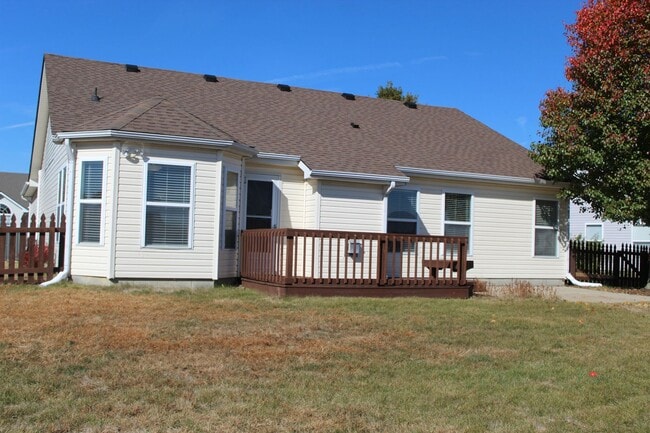 Building Photo - Beautiful Ranch Home in Brownsburg!