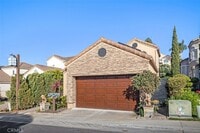 Building Photo - 12 Dauphin