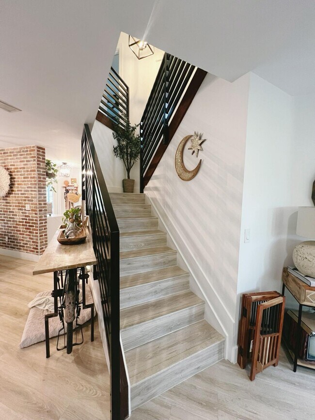 Building Photo - 9775 Arbor Meadow Dr