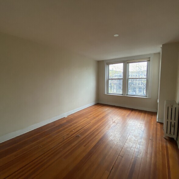 Building Photo - 1130 Commonwealth Ave