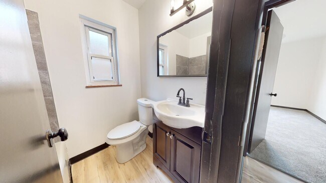 Building Photo - Parma - 2 Bedroom - 3rd Floor Unit