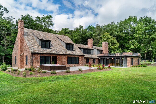 Building Photo - 372 Tucker Hill Rd