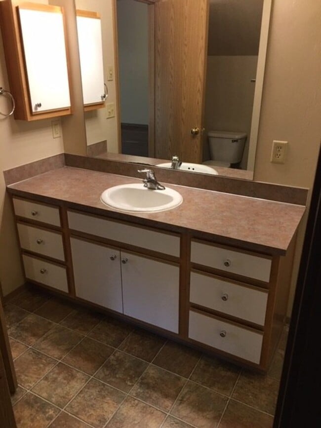 Building Photo - Large Campus area 4 Bed House includes W, S, G, storage unit & much more!