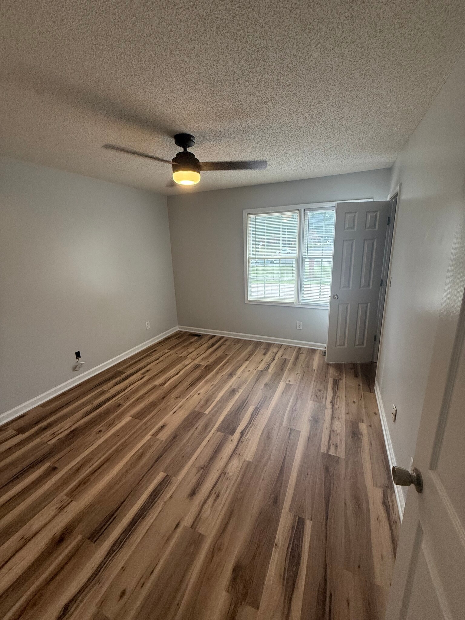 Building Photo - 1510 Brenner Ave