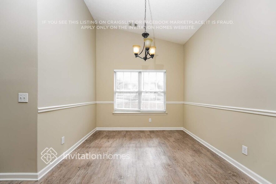 Building Photo - 455 Crested View Dr