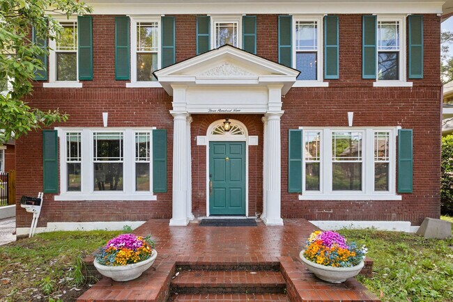 Building Photo - 309 N McLean Blvd