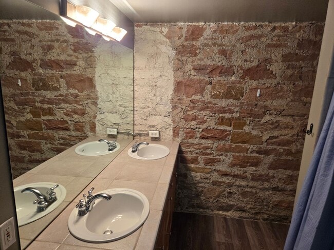 Building Photo - 2960 Inca St