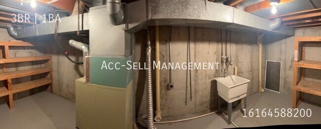 Building Photo - 6450 Bella Vista Dr NE