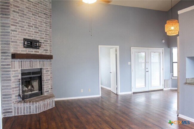 Building Photo - 4916 Glass Mountain Dr