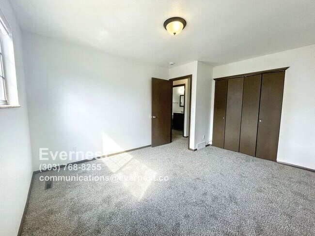 Building Photo - 2333 W 17th St