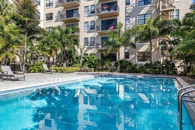 Building Photo - 2109 Bayshore Blvd