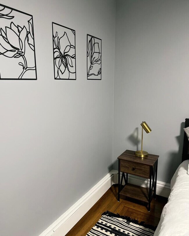 Building Photo - 508 Elm St