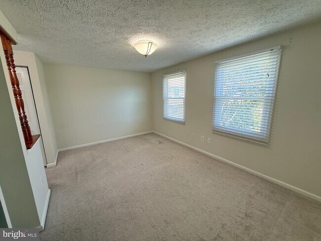 Building Photo - 8577 Blackfoot Ct
