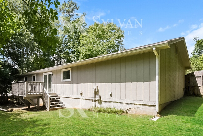 Building Photo - The Lifestyle You Deserve.