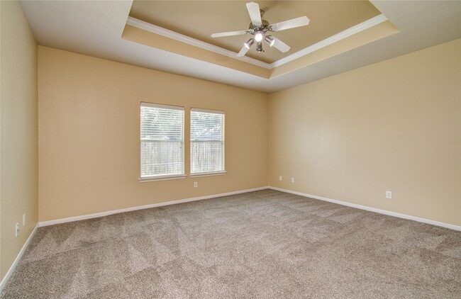 Building Photo - 17607 Memorial Falls Dr