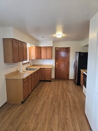 Building Photo - 7375 W Bridle Trail