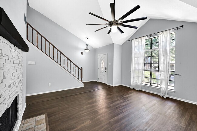 Building Photo - 4919 Dobbin Springs Ln