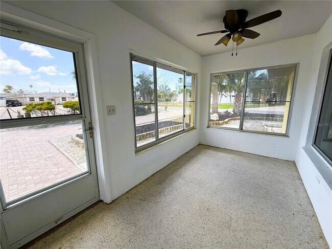 Building Photo - 500 140th Ave E