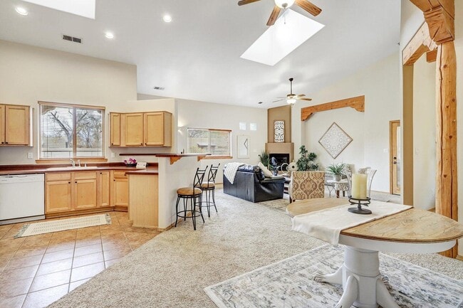 Building Photo - 115 Espinosa Rd