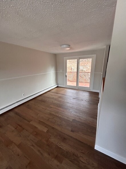 Building Photo - 13 Buena Vista St