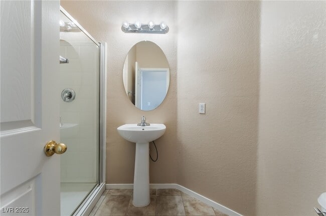 Building Photo - 3412 Lonesome Drum St