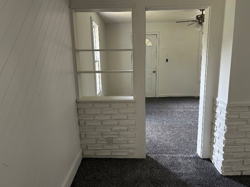Building Photo - 1543 N Park Ave