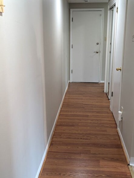 Building Photo - 6301 Robinson Rd