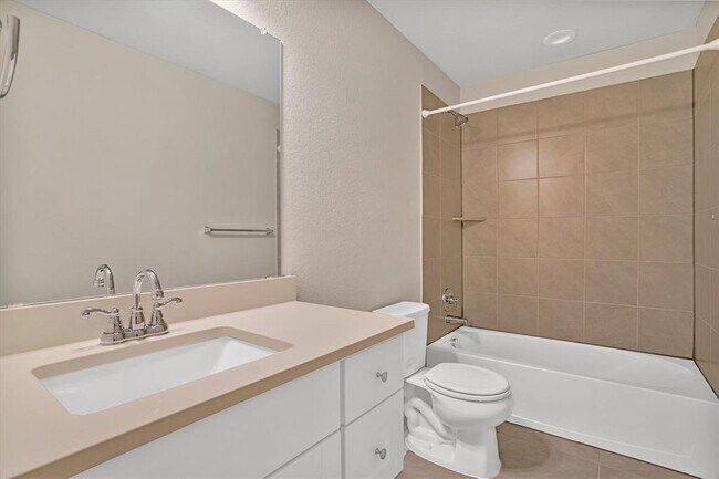 Building Photo - 5412 Golden Canary Ln