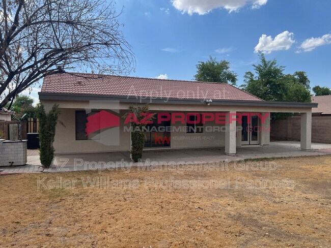 Building Photo - 2447 S 80th Ln
