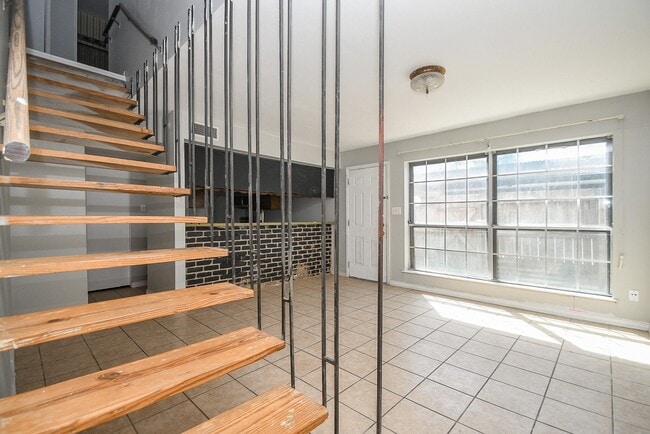 Building Photo - 4258 Belle Park Dr