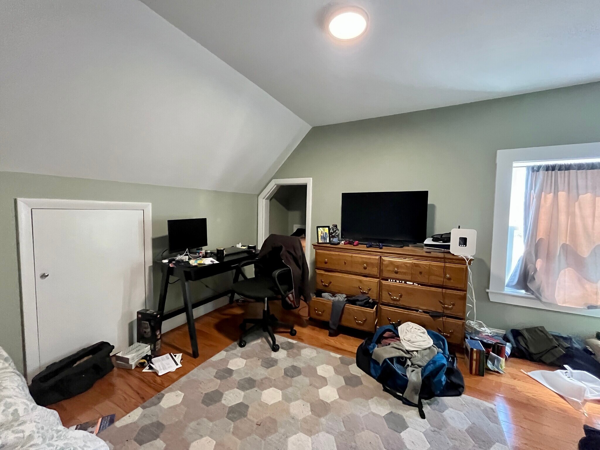Building Photo - 45 Martin St