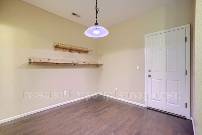 Building Photo - 11234 Osage Cir