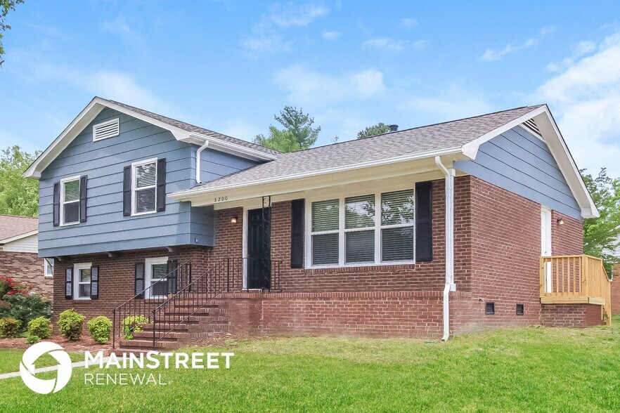 Building Photo - 3200 Flanders Ct