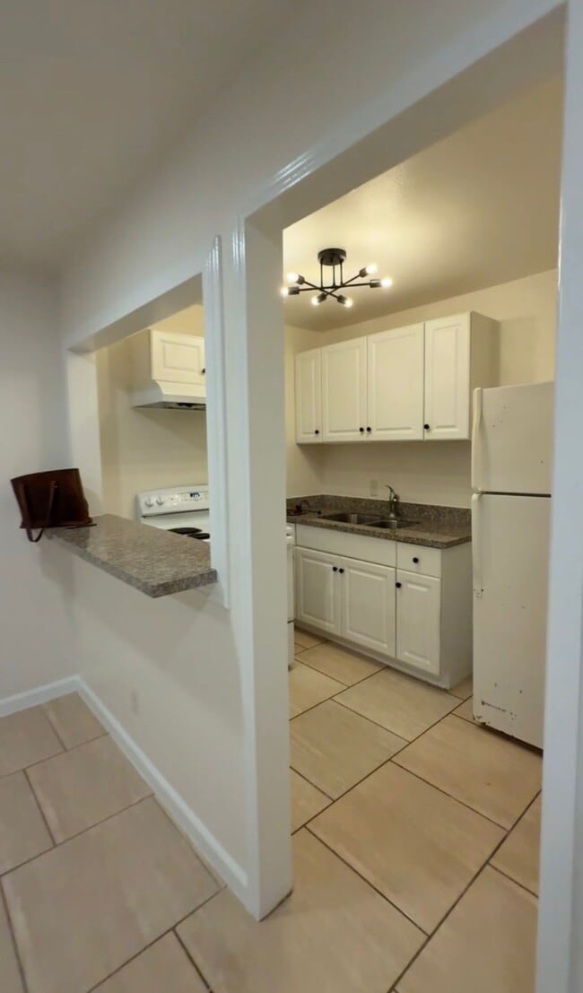 Building Photo - 3807 Brock St