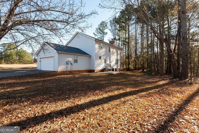 Building Photo - 135 Sandwood Dr