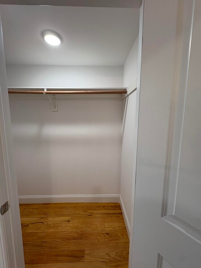 Building Photo - 223 Hancock Ave