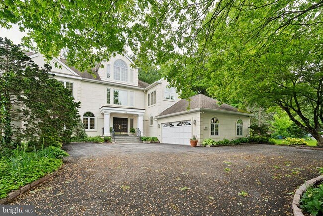 Primary Photo - 705 Canterbury Ln