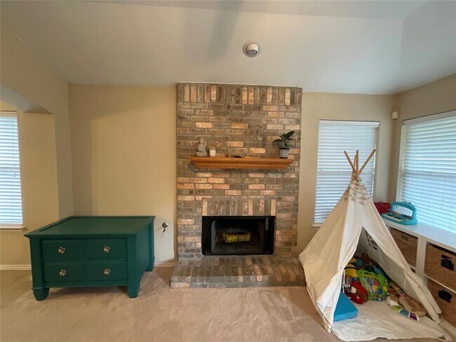 Building Photo - 14013 Rountree Ranch Ln