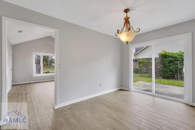 Building Photo - 734 Timber Ridge Trail