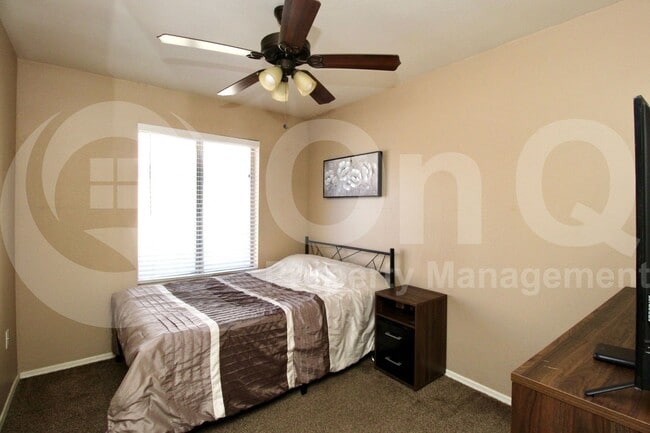 Building Photo - 4606 E Towne Ln