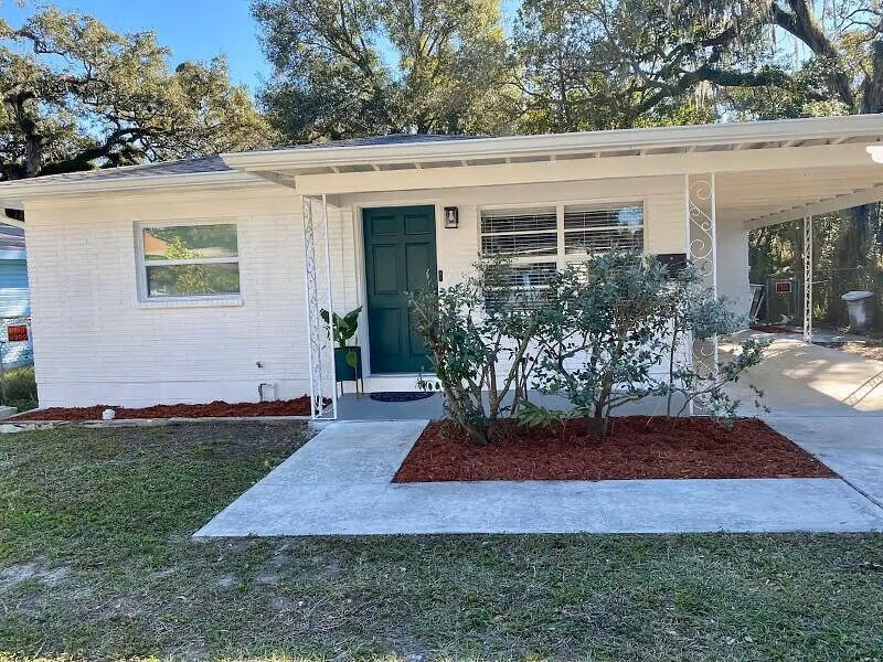 Building Photo - 1205 E 24th Ave