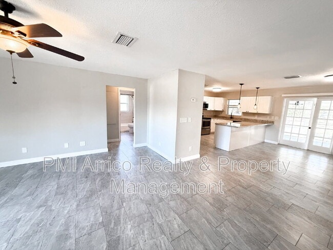 Building Photo - 13670 Highland Rd